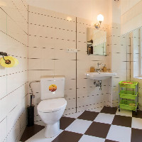 KOUPELNA pokoje č. 11 ( toaleta totožná s koupelnou č. 7)